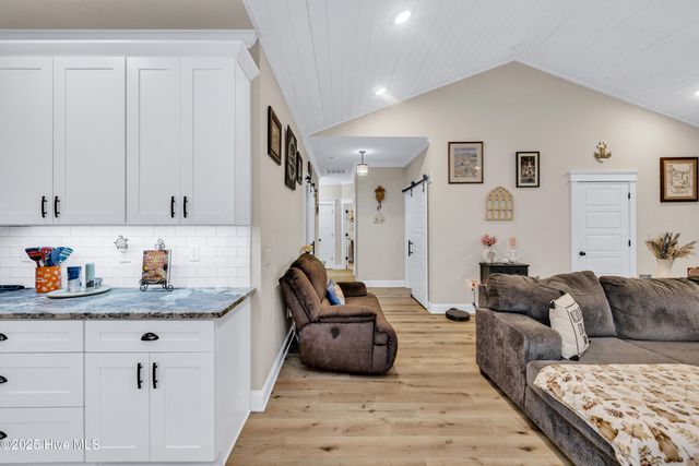 4094 Honey Locust Way SE, Southport, NC 28461