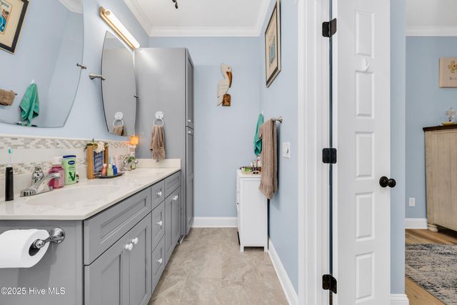 4094 Honey Locust Way SE, Southport, NC 28461