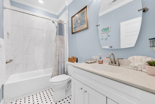 4094 Honey Locust Way SE, Southport, NC 28461