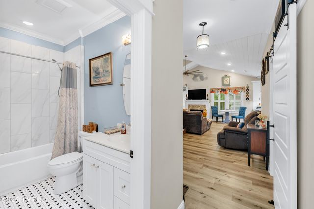 4094 Honey Locust Way SE, Southport, NC 28461