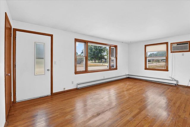 920 Sunset Drive, Milton, WI 53563