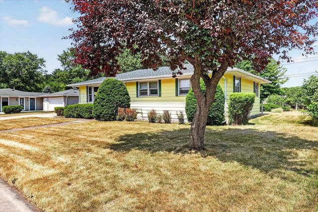 920 Sunset Drive, Milton, WI 53563