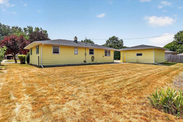920 Sunset Drive, Milton, WI 53563