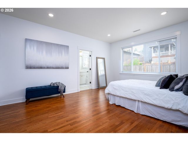 35551 PORTLAND VIEW Dr, St Helens, OR 97051
