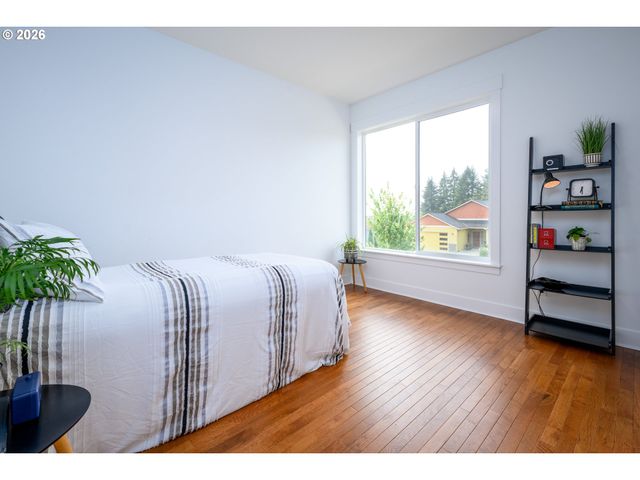 35551 PORTLAND VIEW Dr, St Helens, OR 97051