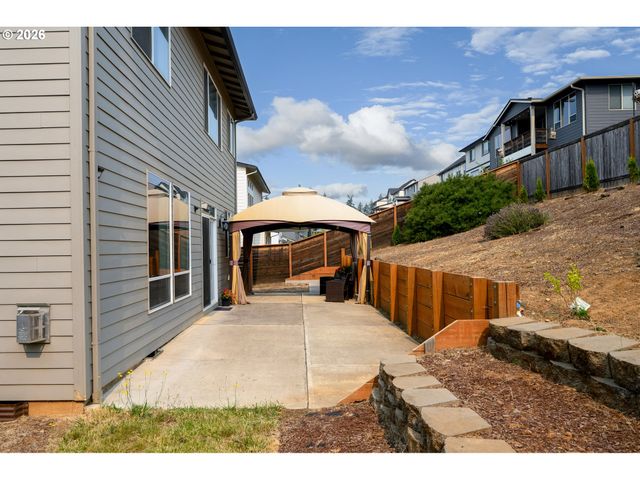 35551 PORTLAND VIEW Dr, St Helens, OR 97051
