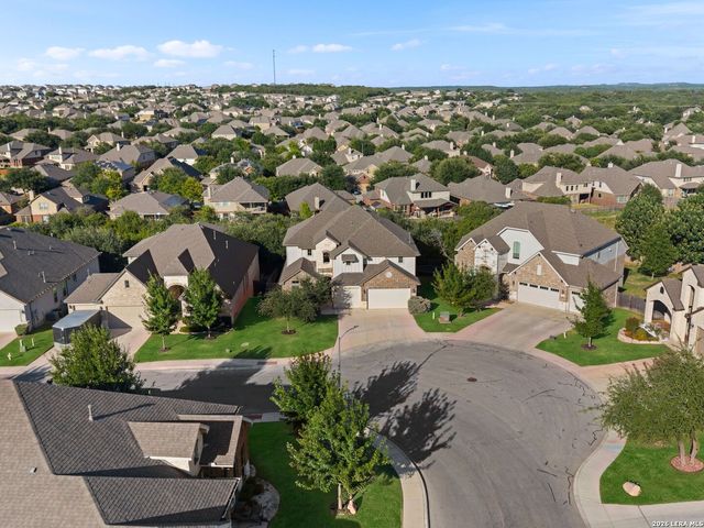 27106 Falls CV, Boerne, TX 78015