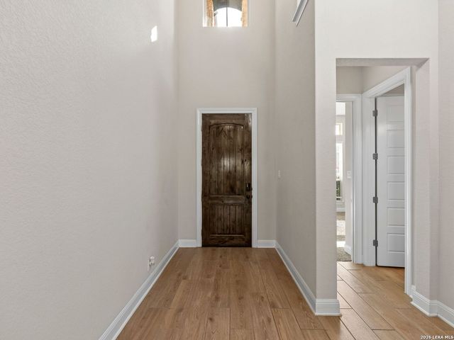 27106 Falls CV, Boerne, TX 78015