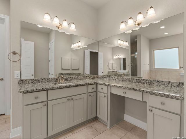 27106 Falls CV, Boerne, TX 78015