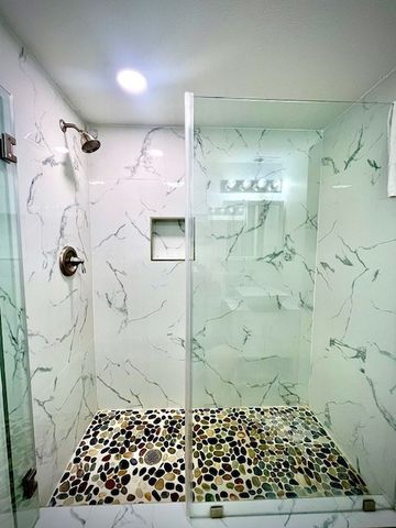 135 E Bahama St., South Padre Island, TX 78597