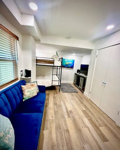 135 E Bahama St., South Padre Island, TX 78597