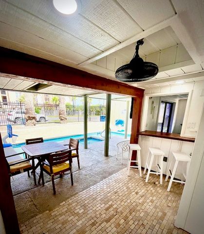 135 E Bahama St., South Padre Island, TX 78597