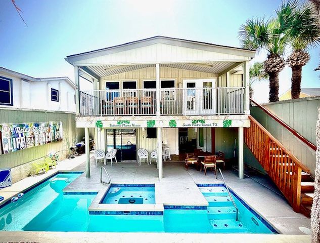 135 E Bahama St., South Padre Island, TX 78597