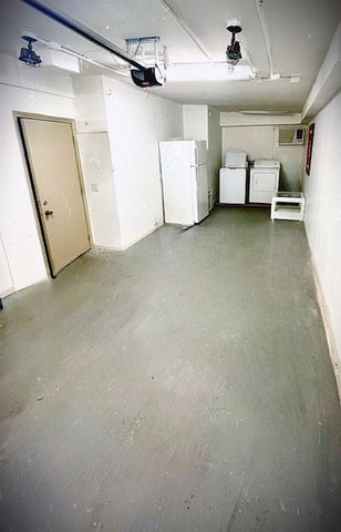 135 E Bahama St., South Padre Island, TX 78597