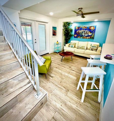 135 E Bahama St., South Padre Island, TX 78597