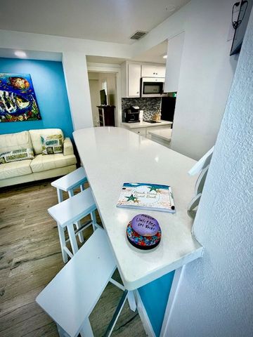 135 E Bahama St., South Padre Island, TX 78597