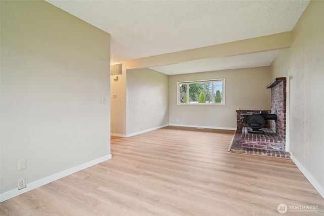 22404 58th Avenue W, Mountlake Terrace, WA 98043