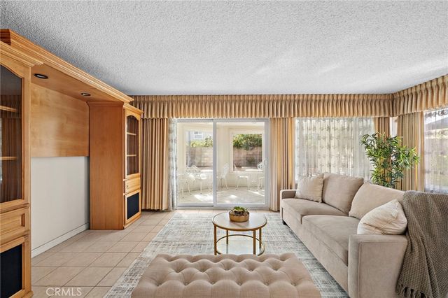 20241 Morristown, Huntington Beach, CA 92646