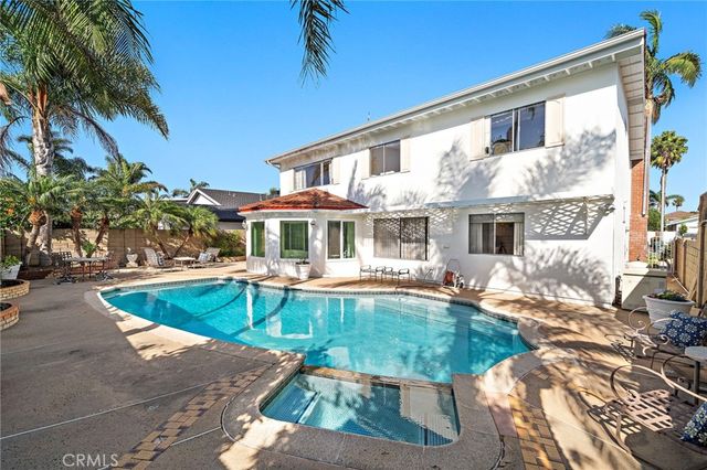 20241 Morristown, Huntington Beach, CA 92646