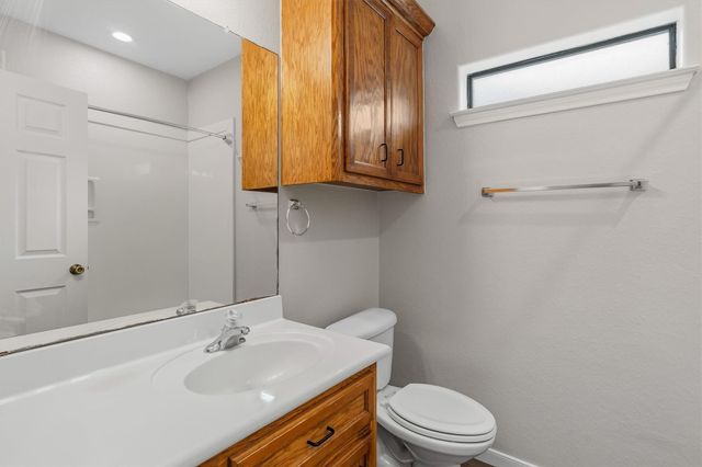 304 Reppert Street, Bacliff, TX 77518