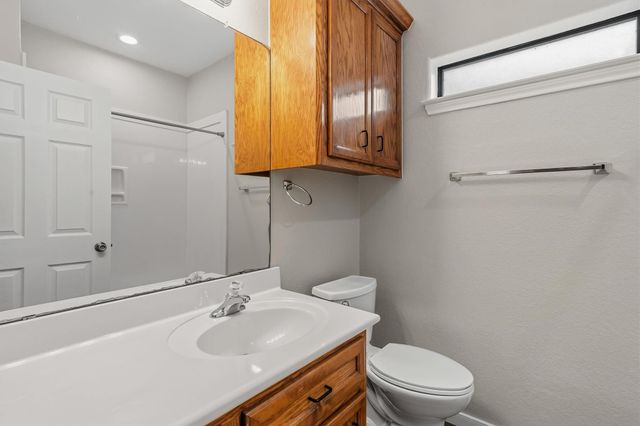 304 Reppert Street, Bacliff, TX 77518