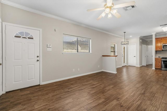 304 Reppert Street, Bacliff, TX 77518