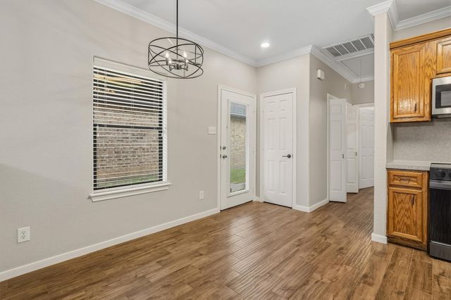 304 Reppert Street, Bacliff, TX 77518