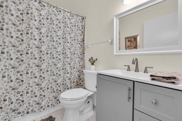 466B Chelsea Court, Manchester, NJ 08759