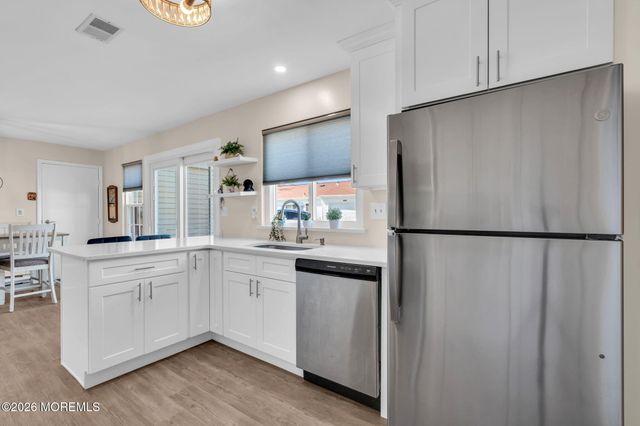 466B Chelsea Court, Manchester, NJ 08759