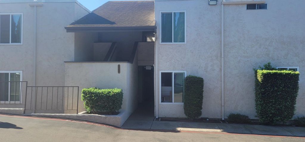 8026 Linda Vista 1C, San Diego, CA 92111