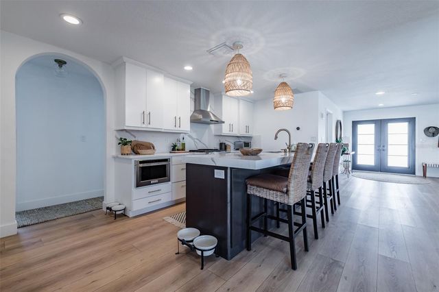 917 CHIPAWAY DRIVE, Apollo Beach, FL 33572