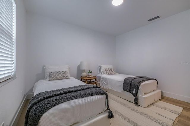 917 CHIPAWAY DRIVE, Apollo Beach, FL 33572