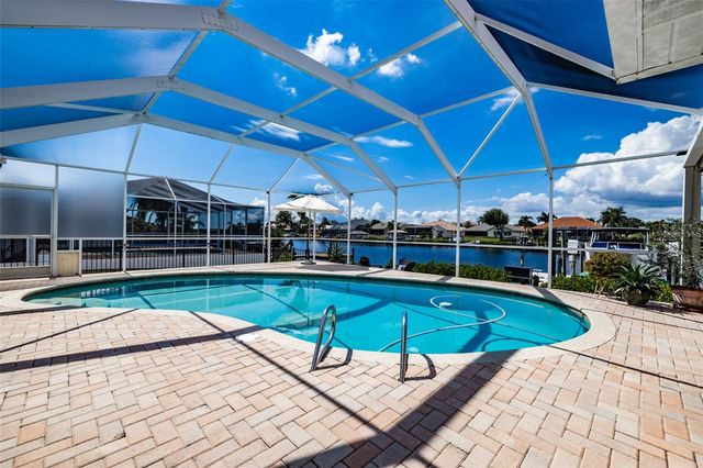 917 CHIPAWAY DRIVE, Apollo Beach, FL 33572