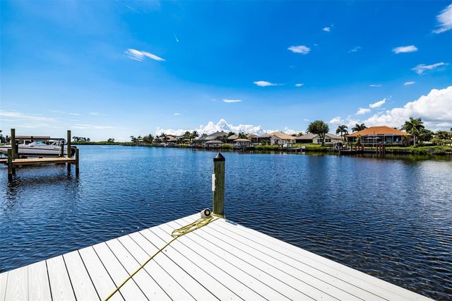 917 CHIPAWAY DRIVE, Apollo Beach, FL 33572