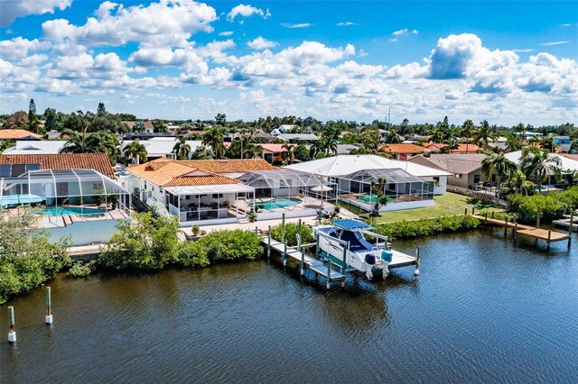 917 CHIPAWAY DRIVE, Apollo Beach, FL 33572