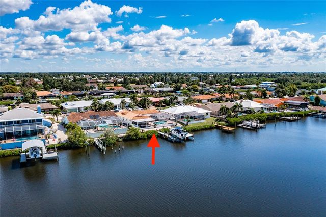 917 CHIPAWAY DRIVE, Apollo Beach, FL 33572