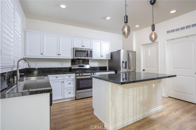 5176 Wintercress, Fontana, CA 92336