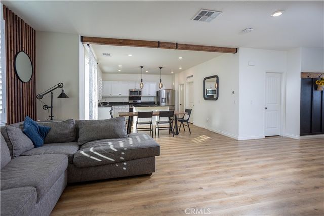 5176 Wintercress, Fontana, CA 92336