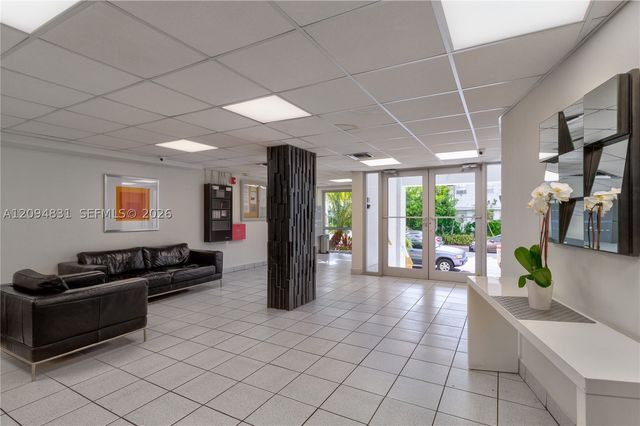 245 18th St 1103, Miami Beach, FL 33139