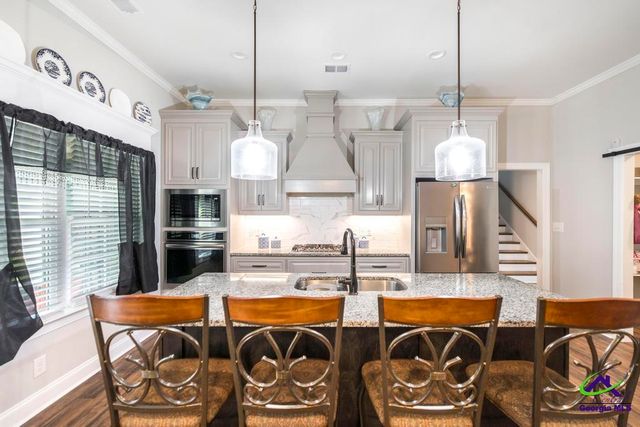 374 Carrick Way, Macon, GA 31210
