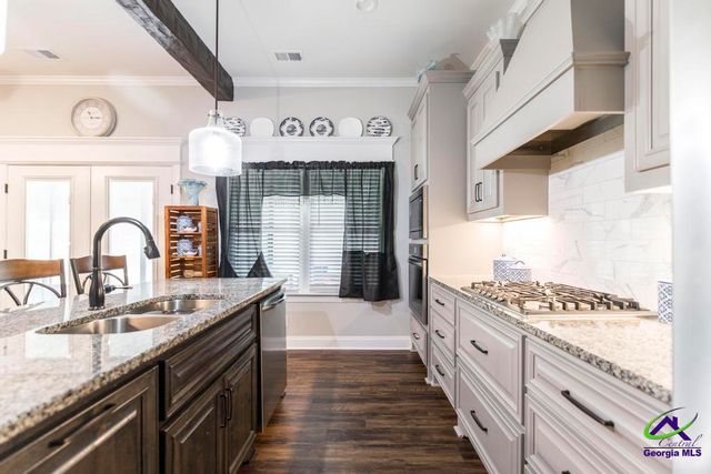 374 Carrick Way, Macon, GA 31210