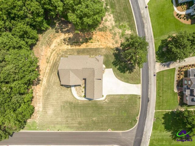 374 Carrick Way, Macon, GA 31210
