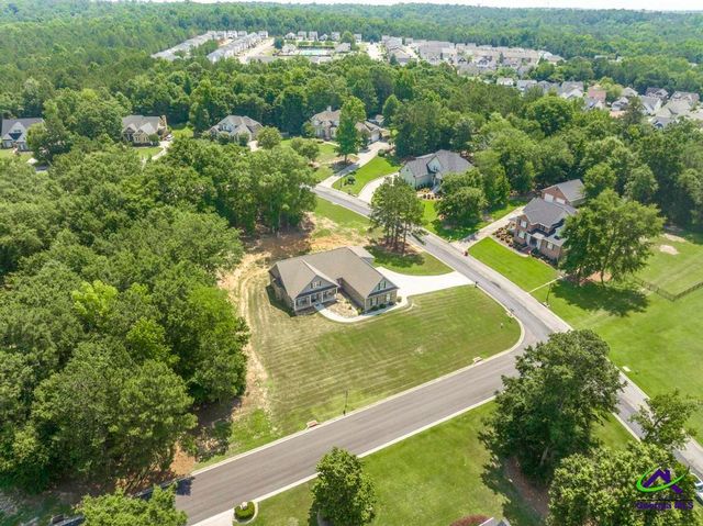 374 Carrick Way, Macon, GA 31210