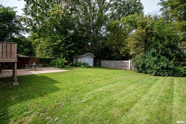 203 ARROW Street, Pekin, IL 61554