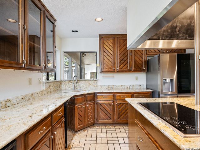 200 Garrapata Lane, San Antonio, TX 78232