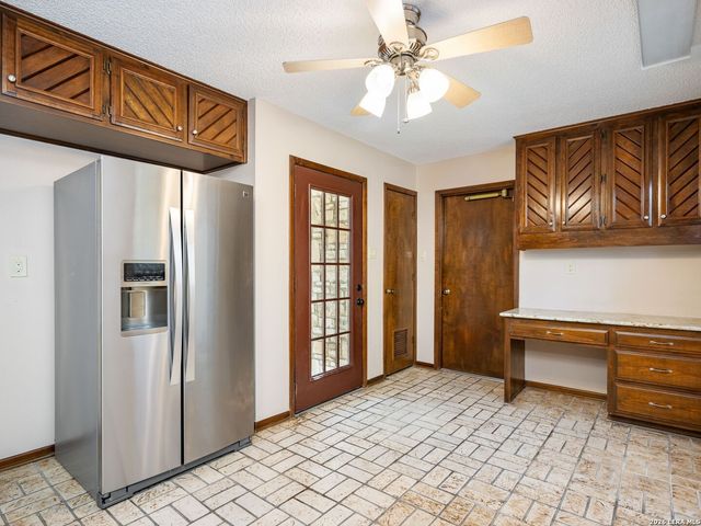 200 Garrapata Lane, San Antonio, TX 78232