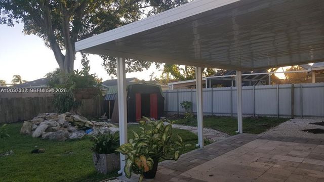 11878 SW 208th Ter, Miami, FL 33177