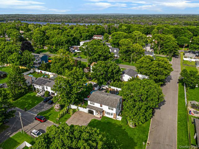 53 Abbott Avenue, Mastic, NY 11950
