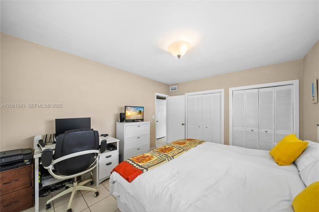 2010 Calais Dr, Miami Beach, FL 33141