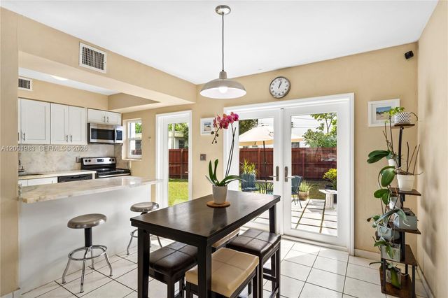 2010 Calais Dr, Miami Beach, FL 33141